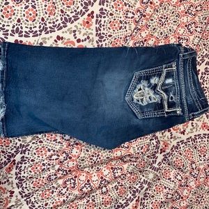 Rock Revival Easy Bermuda